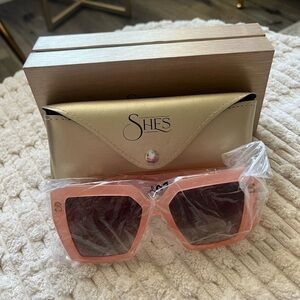 NWT She's (Amazon) Square Pink Sun Glasses with Case